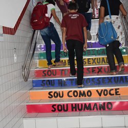 #37579 Intolerância é tema de intervenção artística no Campus