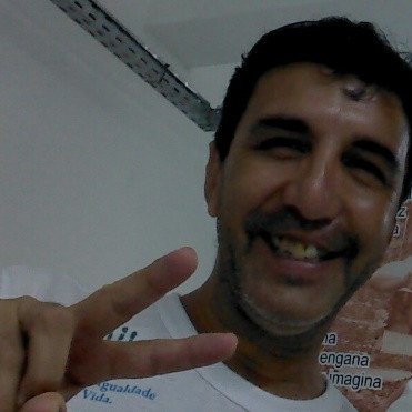 #38003 Campus Santa cruz recebe exposição de imagens de ativista que viajou o Brasil