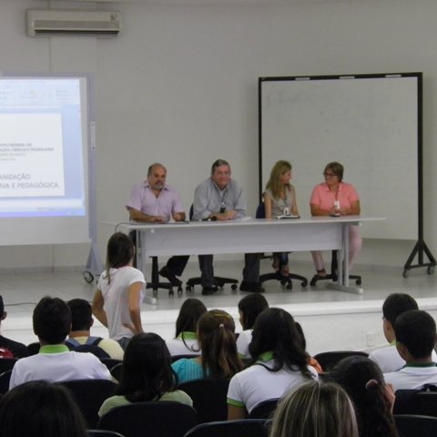 #38403 Seminário de Integração recebe novos alunos do IFRN-SC