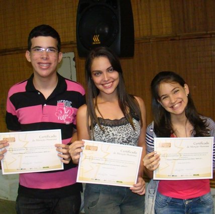 #38746 Alunos recebem menção honrosa da OBMEP 2011