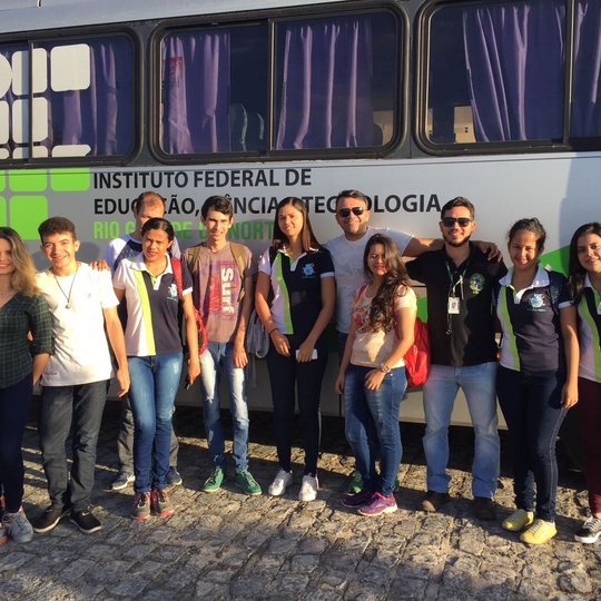 #40463 Alunos do Curso Superior de Processos Químicos participam de aula de campo na Usina Estivas
