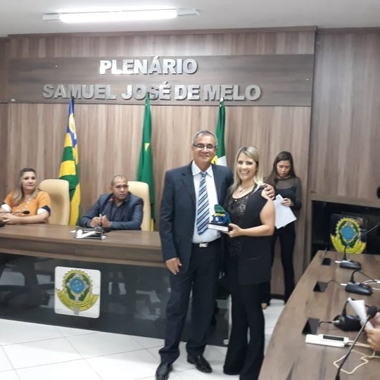 #40634 Professor recebe o título de cidadão Nova-Cruzense
