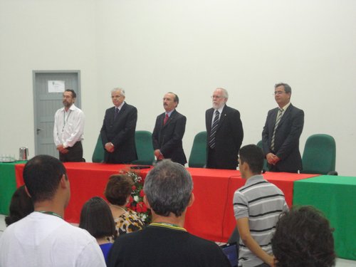 Composição da Mesa da Direita para Esquerda (Djeson, Assis, Belchior, Cid Arruda, Carlos Guedes)