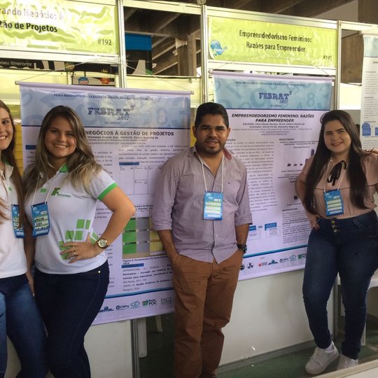 #41133 Alunas do IFRN Nova Cruz participam da V FEBRAT