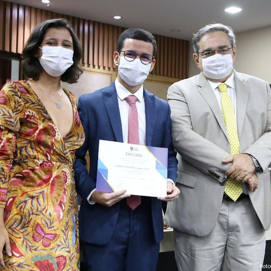 #41367 IFRN e campi de Natal celebram aniversário com homenagem na Câmara