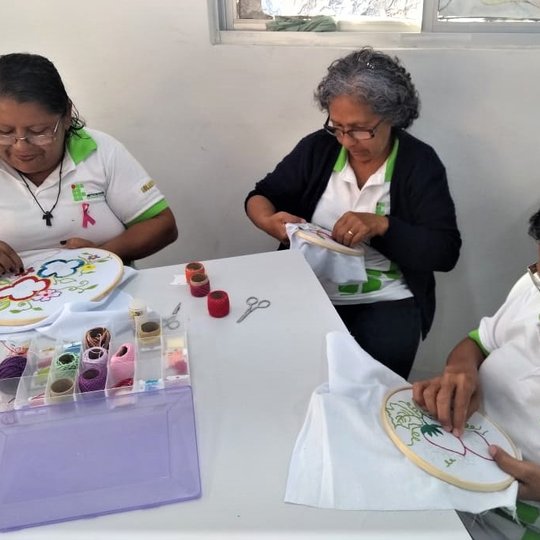 #41385 Curso de Artesã em Bordado à Mão realiza aula inaugural