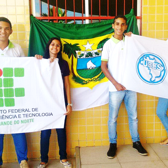 #41771 Alunos participam de congresso nacional de estudantes secundaristas