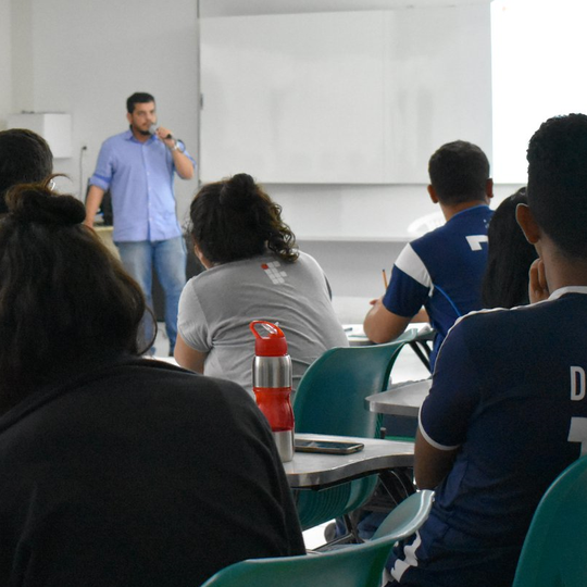 #41775 Diretoria Acadêmica se reúne com representantes de cursos