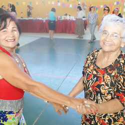 #41849 Com música e dança, idosos celebram sucesso do Projeto Conviver