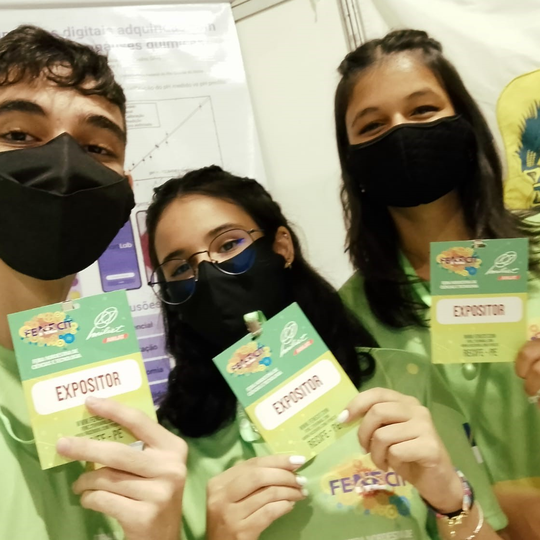 #41965 Alunos de Eletrônica participam de mostra científica em Pernambuco
