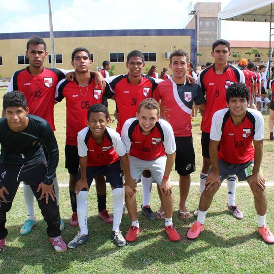 #42123 Futebol abre o primeiro dia de competições esportivas