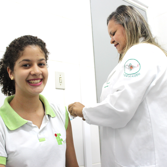 #42503 Setor de Saúde promove nova etapa de campanha de vacinação contra a gripe