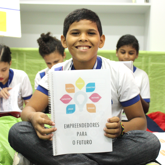#42997 Projeto ensina alunos da rede pública de forma lúdica a serem empreendedores