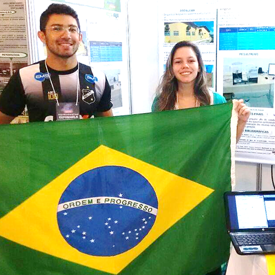 #43145 Estudantes conquistam primeiro e segundo lugar em exposição nacional