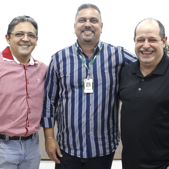 #43218 Diretor acadêmico anuncia despedida em tom de agradecimento