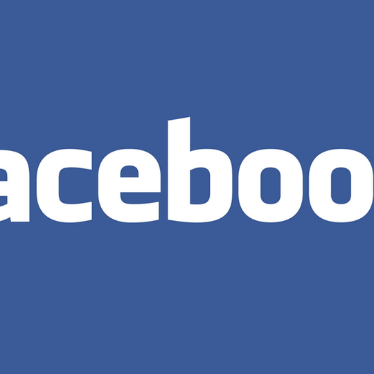 #43278 Em videoconferência, alunos interagem com funcionário do Facebook
