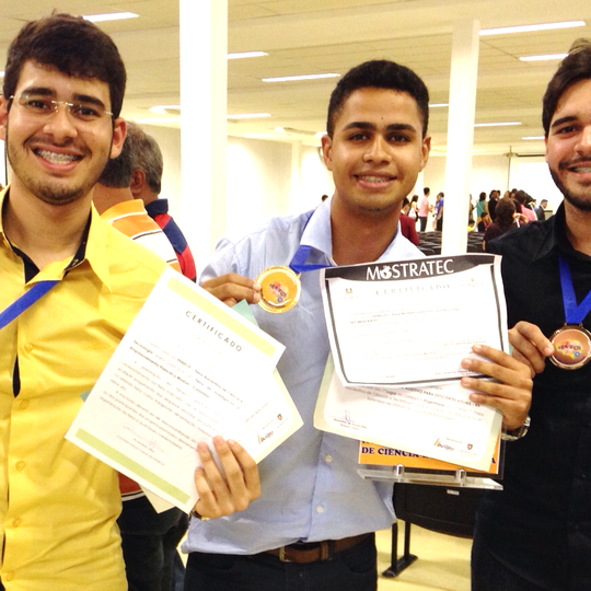 #43424 Projeto de alunos é eleito o melhor da categoria em mostra de tecnologia