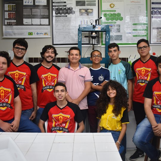 #43541 Grupo leva ao Paraguai projetos que analisam combustível de postos da ZN