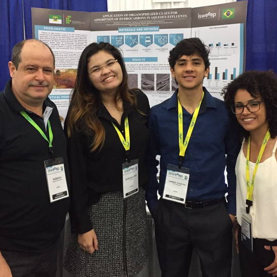 #43702 Alunos recebem prêmio em mostra científica nos Estados Unidos