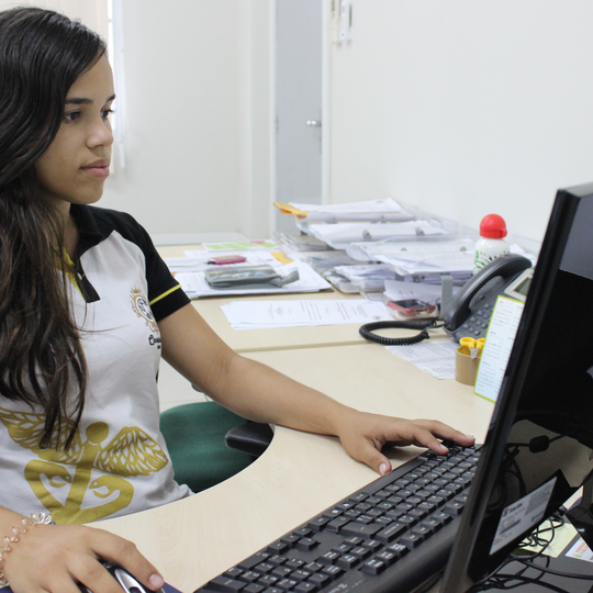 #43775 Bolsistas de iniciação profissional não atuam durante o recesso escolar