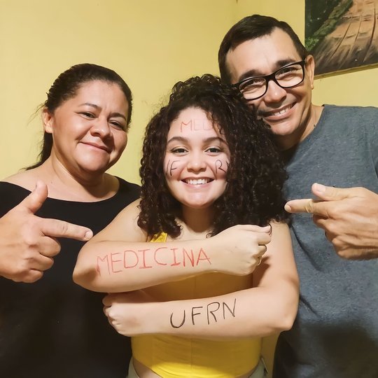 #43777 Estudante do Campus é aprovada para Medicina na UFRN