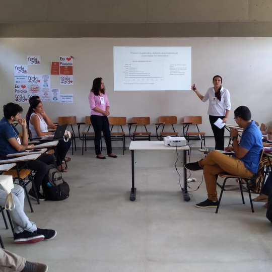 #43826 Estudantes participam de seminário internacional de práticas educativas