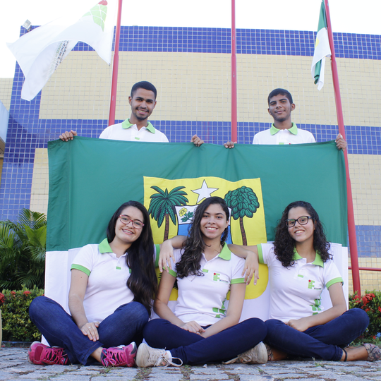 #43872 Alunos representam o estado em feira de ciências e engenharias da USP