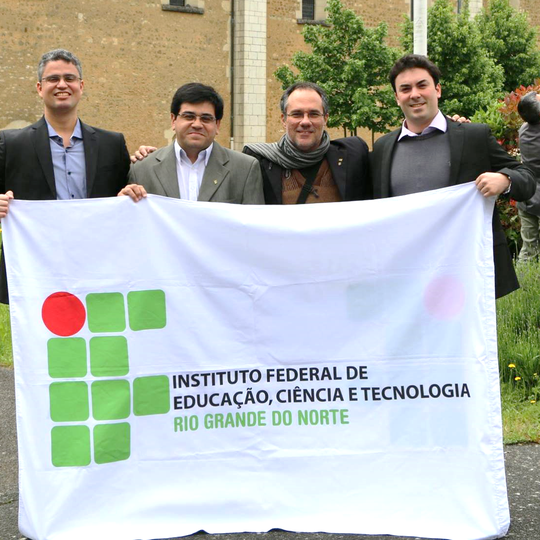 #44051 Comitiva de professores visita liceu francês para renovar parceria