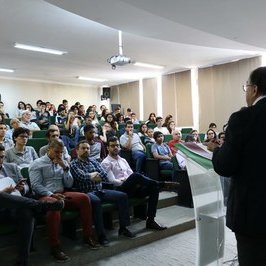 #44053 Alunos aprendem sobre prontuários eletrônicos e certificação digital