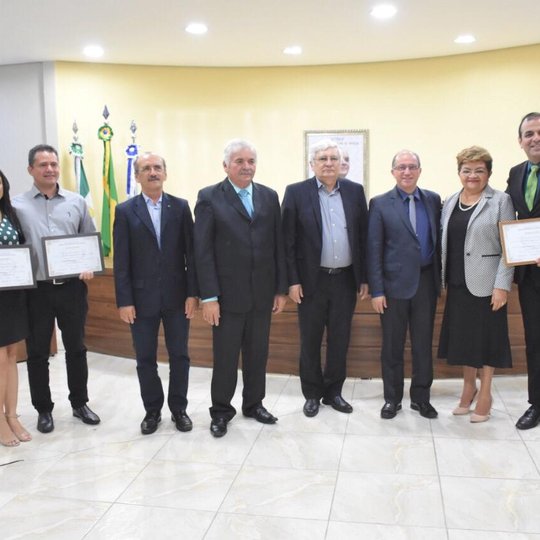 #44177 Servidores do IFRN recebem título de cidadãos curraisnovenses em homenagem aos 13 anos do Campus