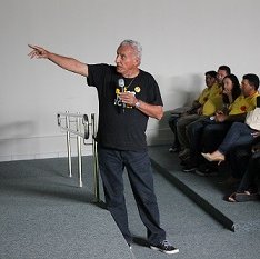 #44527 Evento oferece palestra a favor da proteção às abelhas