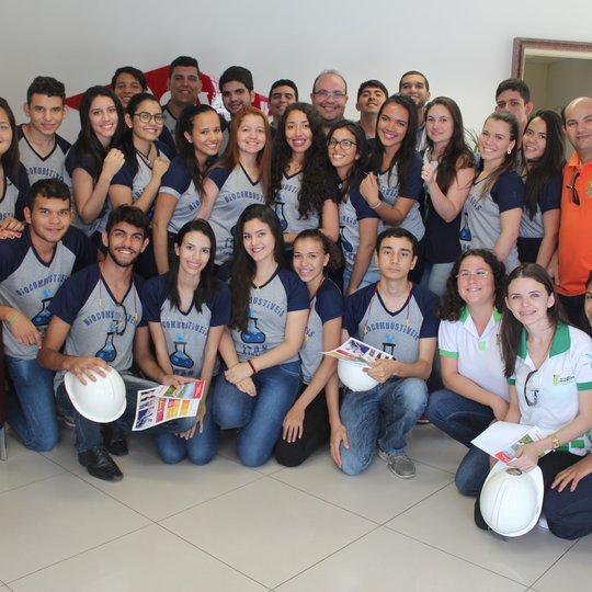 #46582 Alunos do Campus Apodi participam de visita técnica