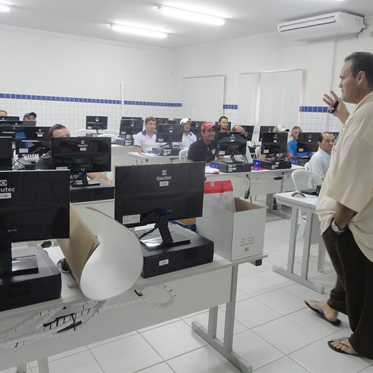 #46868 Câmpus Apodi promove capacitação para terceirizados