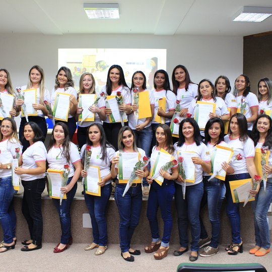 #47288 Concluintes do Programa Mulheres Mil participam da Solenidade de Entrega de Certificados
