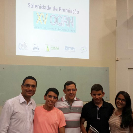 #47452 Alunos do Campus Apodi recebem premiações na XV Olimpíada de Química do RN