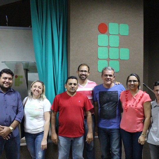 #47550 Campus Apodi realiza palestra sobre Apicultura, cooperativismo e comercialização