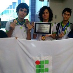 #48806 Alunos recebem 14 medalhas das Olimpíadas Brasileiras de Física