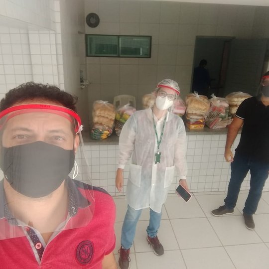 #4903 COAES distribui kits alimentação para os alunos em diversos municípios