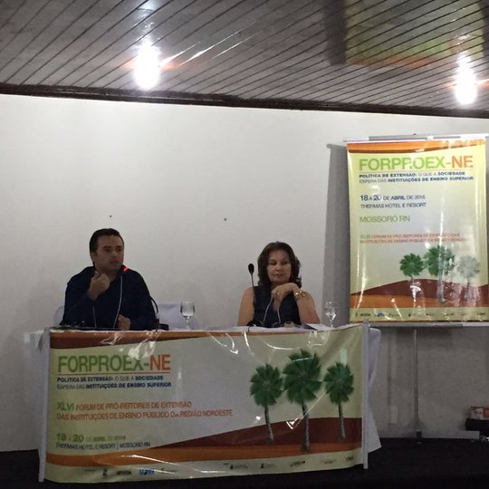 #49381 Docente do Campus Mossoró proferiu palestra no FORPROEX