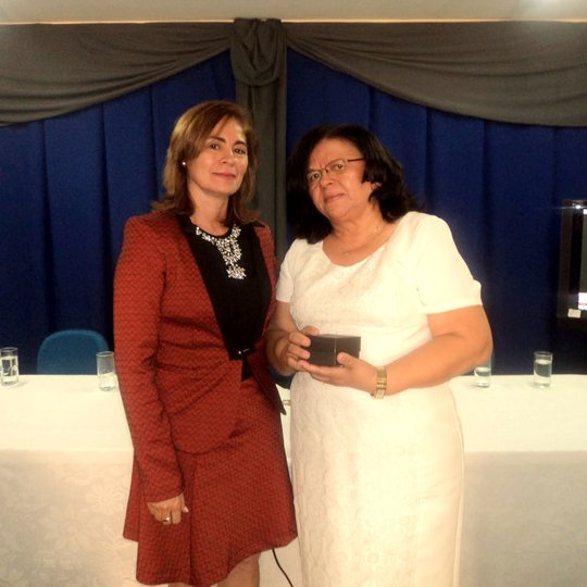 #49592 Docente recebe Medalha de Honra ao Mérito em virtude do trabalho educacional prestado à Penitenciária Federal