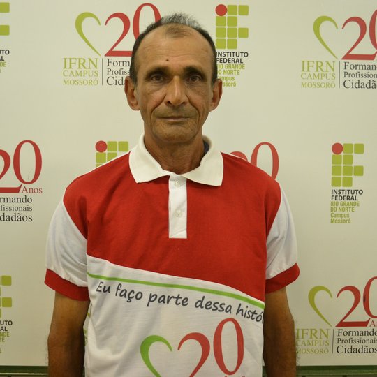 #49653 Na Campanha em Comemoração aos 20 anos, conheça a história do servidor Assis Pereira 