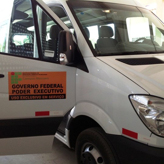 #50359 Câmpus Mossoró adquire veículos para aulas externas e para aulas práticas em laboratório