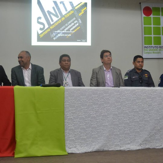 #50501 Sob Perspectiva Positiva a Semana Nacional de Trânsito é Aberta no Campus