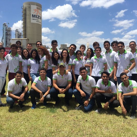 #50563 Estudantes de Mecânica realizaram visita técnica a empresa Mizu