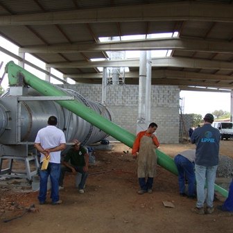 #5057 Fábrica de briquetes já está com as máquinas instaladas