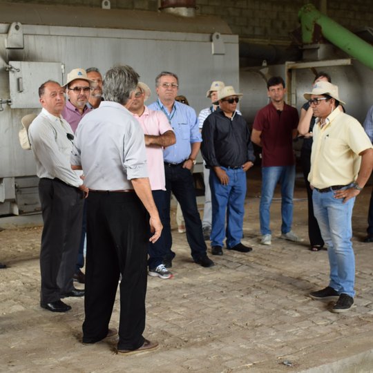 #5103 Colégio de Dirigentes se reúne e visita instalações da Fazenda Escola e Fábrica de Briquetes