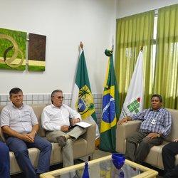 #51043 Presidentes da Câmara de Dirigentes Lojistas de Mossoró (CDL) visitam o Campus