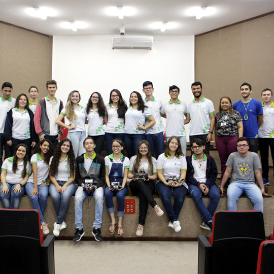 #51506 Alunos do Campus se destacam na Etapa Estadual da Olimpíada Brasileira de Robótica