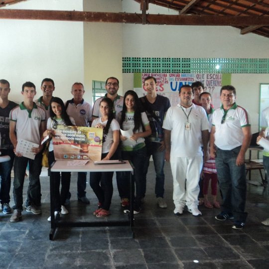 #51992 Alunos do PIBID promovem ações de conscientização contra o Aedes Aegypti em escolas