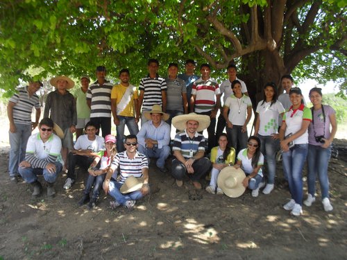 Agricultores de Ipanguaçu/RN e estudantes do Câmpus Ipanguaçu
